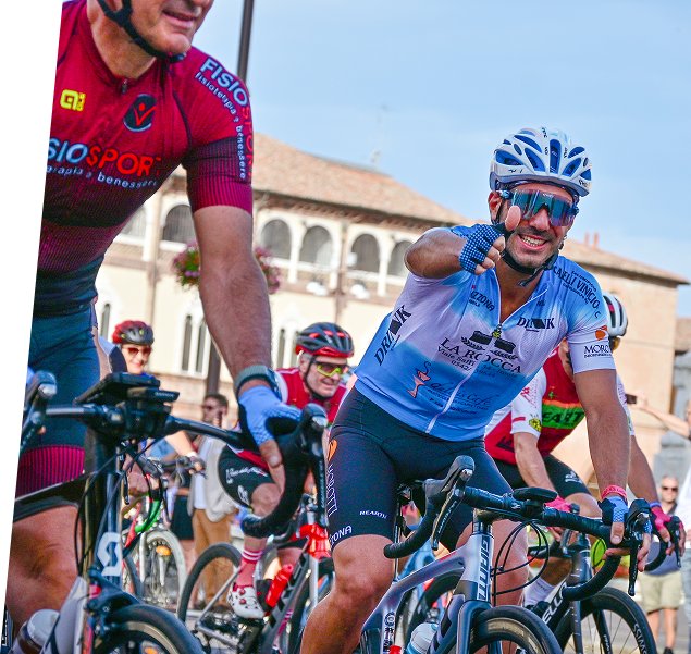 Ciclisti alla Granfondo